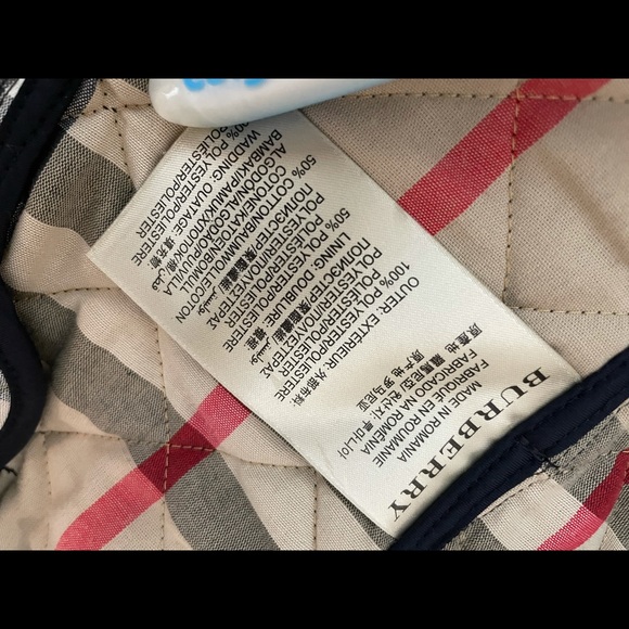 Authentic Burberry Ashurst Quilted Jacket - Picture 6 of 9